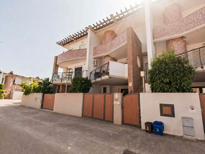 Casa con 7 locali in vendita in Cappelle Sul Tavo