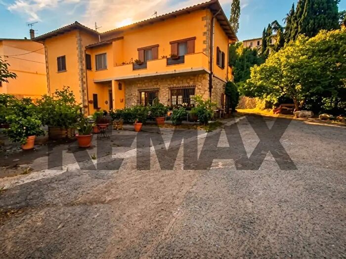 Casa con 7 locali in vendita in Via IV Novembre a, Castel San Niccolo'