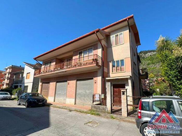 Casa con 5 locali in vendita in Via Nicola Corona, Sora