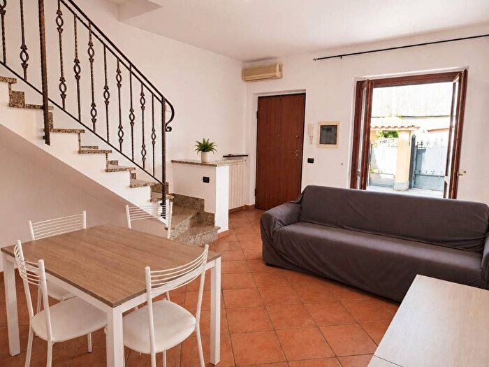 Casa bilocale in affitto in Via Angelo Ricapito, Isola Sacra, Fiumicino