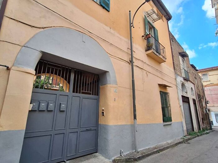 Appartamento quadrilocale in vendita in Vico Roma, Frattamaggiore