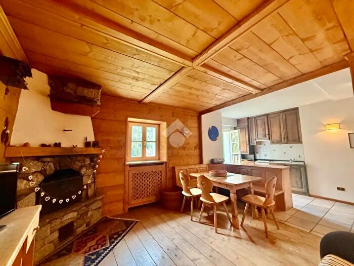 Appartamento bilocale in affitto in Via San Giovanni, Ponte Di Legno