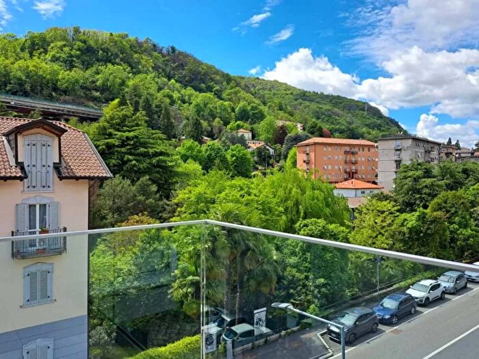 Appartamento bilocale in affitto in Via Bellinzona, Nino Bixio, Como