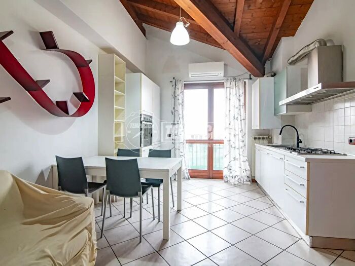 Appartamento bilocale in vendita in Via Giuseppe Mazzini, Pozzo DAdda