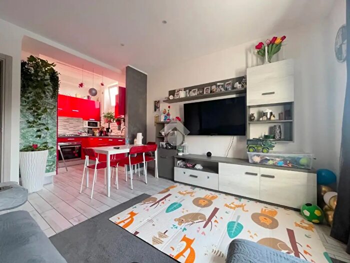 Appartamento quadrilocale in vendita in Via San Pietro V l, Pinerolo