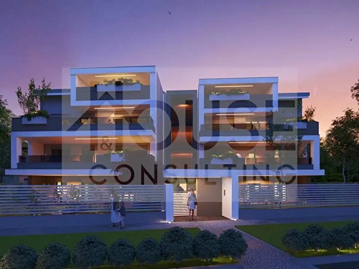 Appartamento con 5 locali in vendita in Via Andrea Doria, Villasanta