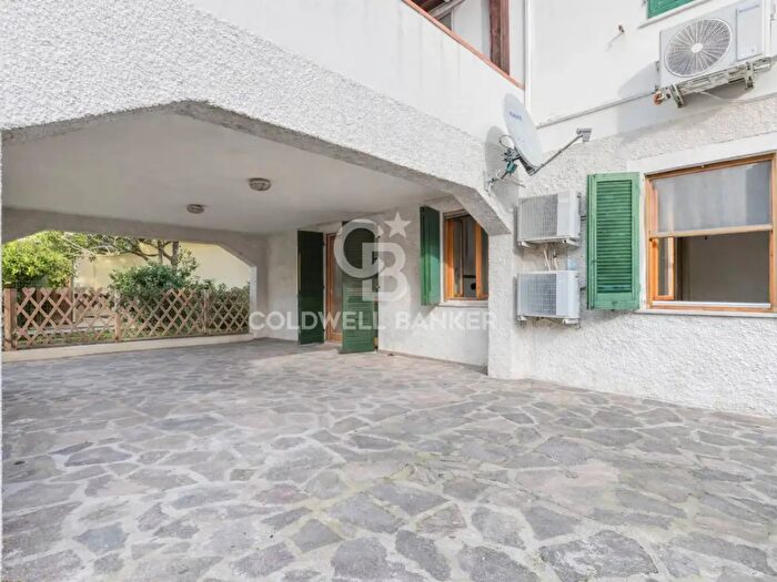 Appartamento trilocale in vendita in Via Giuseppe Pietri, Campo Nell'Elba