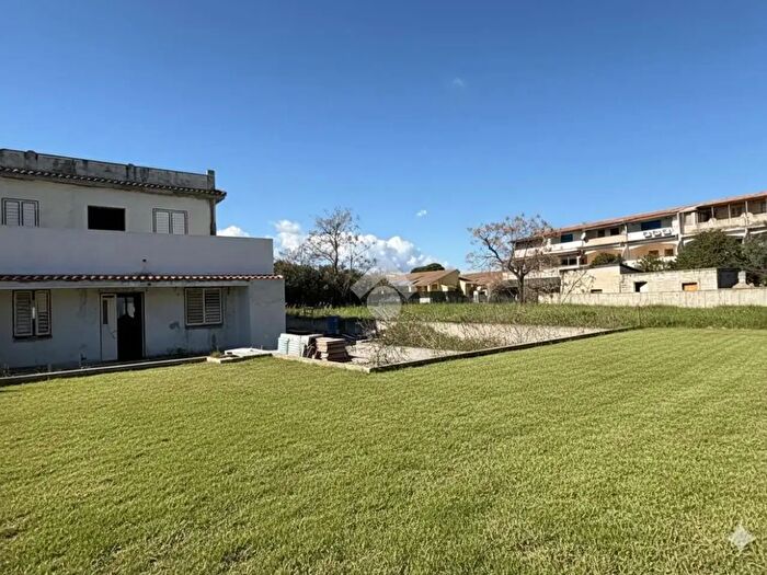 Casa con 5 locali in vendita in Traversa I Viale della Pineta, Sellia Marina