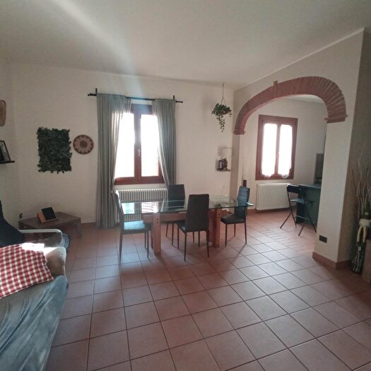 Appartamento con 7 locali in vendita in Montopoli In Val DArno