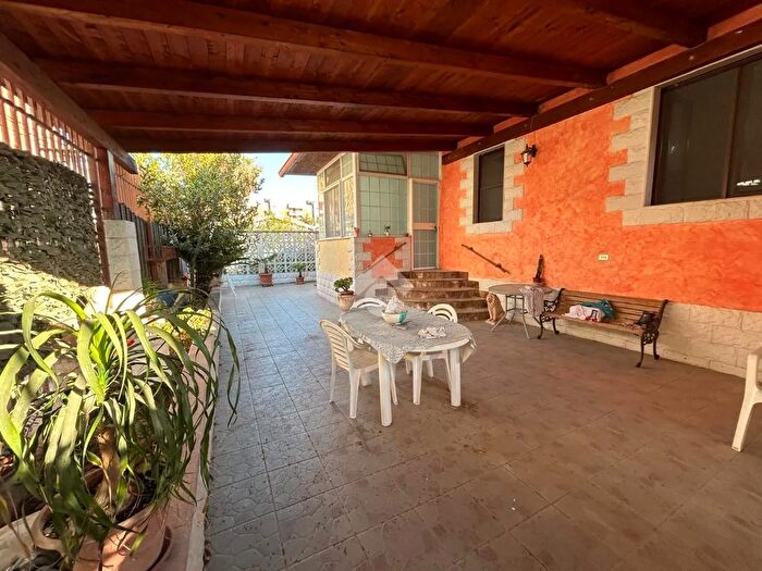 Casa quadrilocale in vendita in Via Publio Virgilio Marone, Barletta