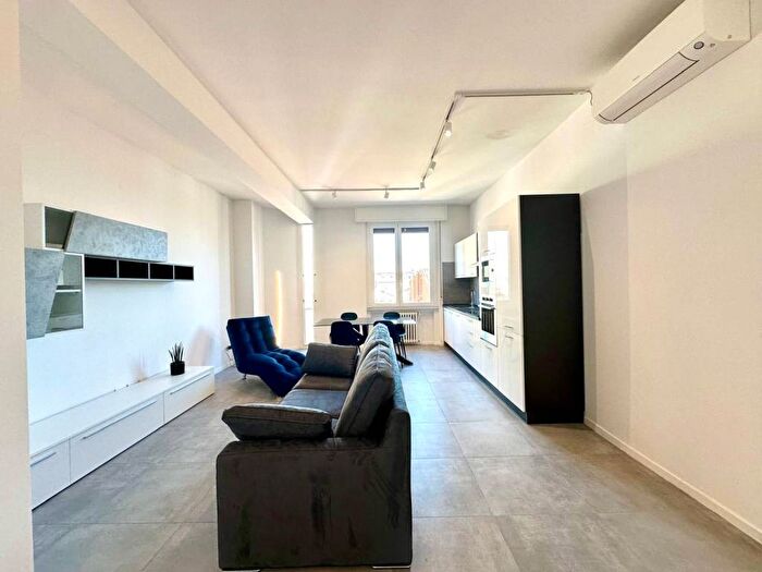 Appartamento bilocale in affitto in Galleria Bassa dei Magnani, Centro Storico, Parma