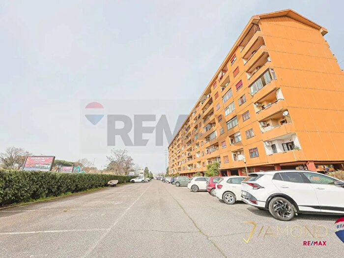 Appartamento quadrilocale in vendita in Roma