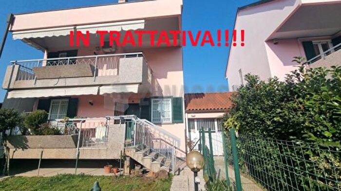Casa con 5 locali in vendita in Via Cappuccini, Gallarate