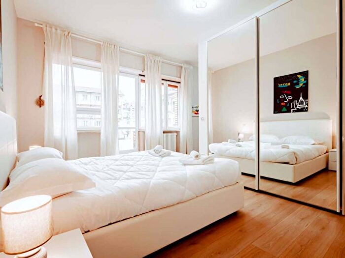 Appartamento monolocale in affitto in Piazza della Repubblica, Aurora, Torino