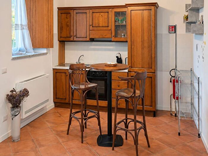 Appartamento monolocale in affitto in Via Demaestri, Morghengo, Caltignaga