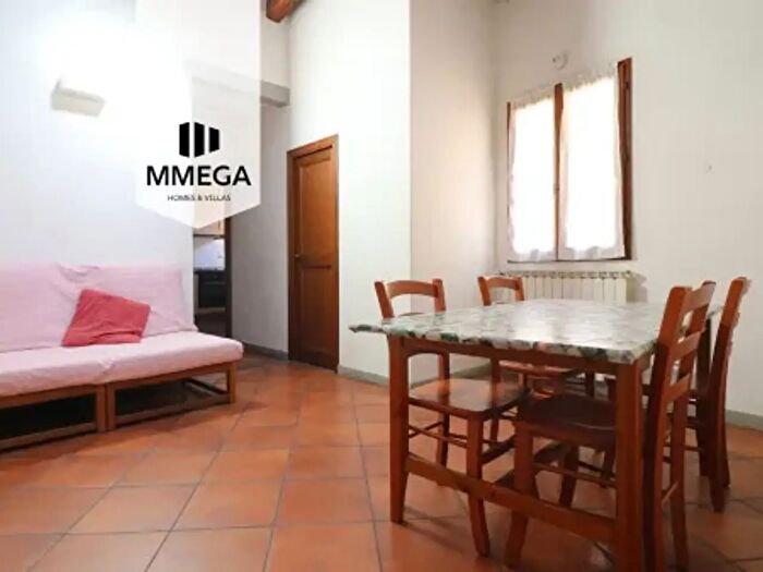 Appartamento quadrilocale in vendita in Via dell'Anguillara, Firenze