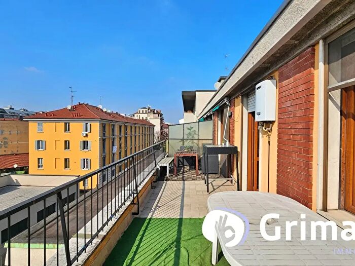 Appartamento trilocale in affitto in Via Zamenhof, Milano