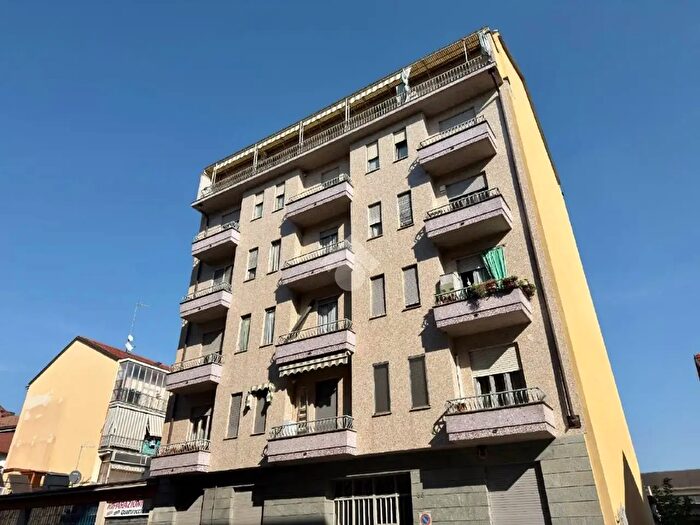 Appartamento bilocale in vendita in Via Salbertrand, Torino
