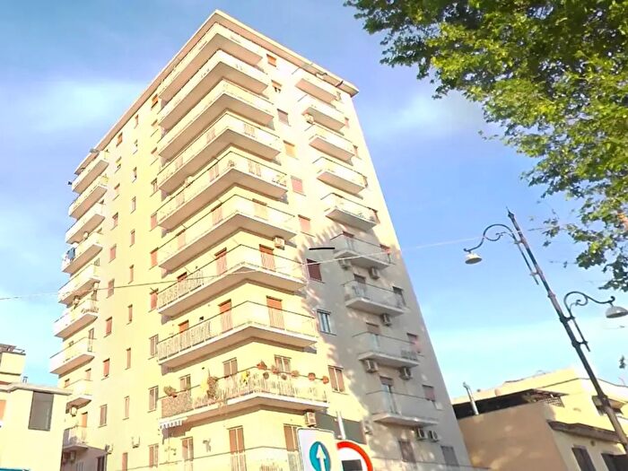 Appartamento quadrilocale in vendita in Via SantAntonio Abate, Scafati