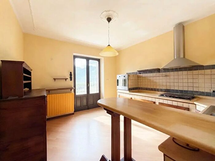Appartamento con 6 locali in vendita in Montecrestese