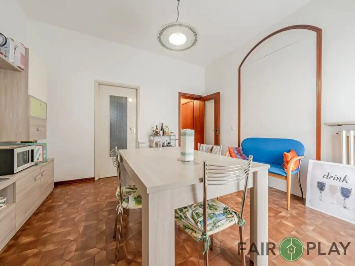 Appartamento quadrilocale in vendita in Via Arnier, Forli'
