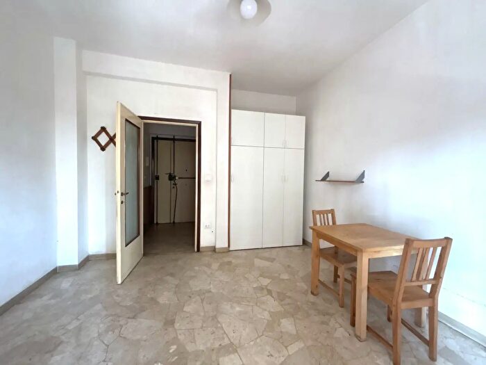 Appartamento trilocale in vendita in Via Francesco Baracca, Firenze
