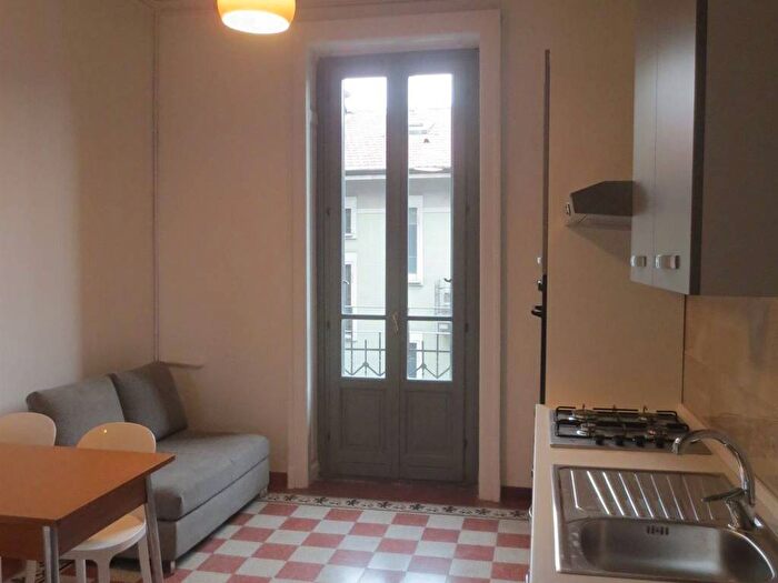 Appartamento trilocale in affitto in Piazza Aspromonte, Città Studi, Milano