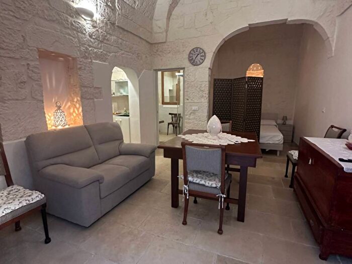 Appartamento bilocale in affitto in Via Monsignor Luigi Mindelli, Via Ludovico Corso Umberto I Vittorio Emanuele, Ostuni