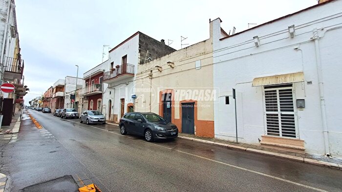 Casa bilocale in vendita in Via Vittorio Emanuele, Adelfia