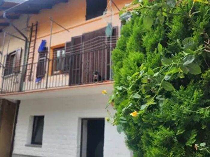 Casa trilocale in vendita in Piazza Libertà, SantAntonino Di Susa