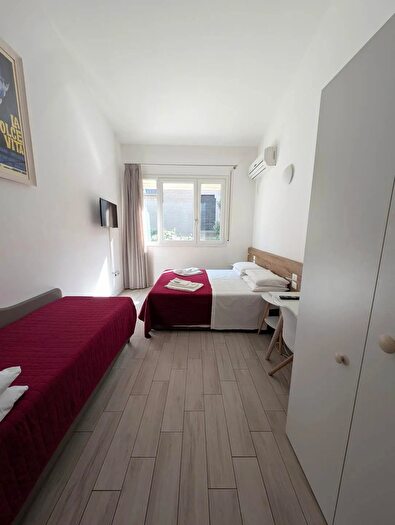 Appartamento quadrilocale in vendita in Viale Belfiore, Firenze