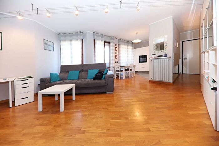 Appartamento bilocale in vendita in Via Desio, BovisioMasciago