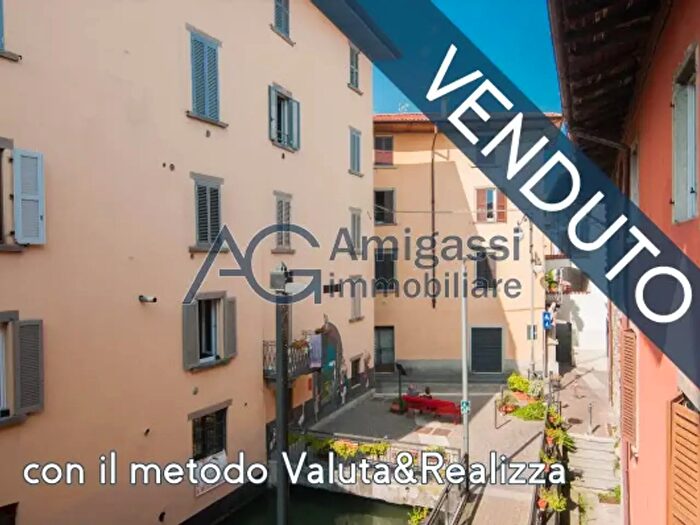 Appartamento bilocale in vendita in Via San Pietro, Alzano Lombardo