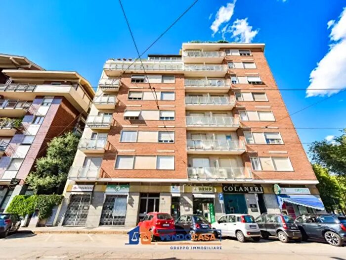 Appartamento trilocale in vendita in Via Monginevro, Torino