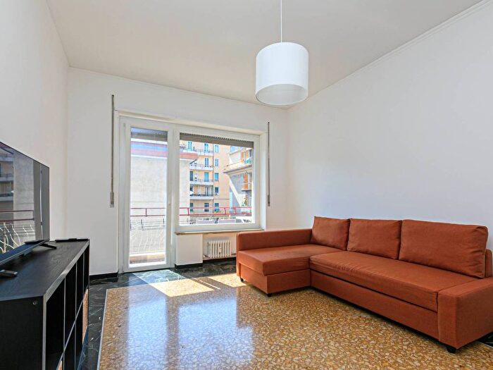 Appartamento trilocale in affitto in Corso Europa, San Martino, Genova