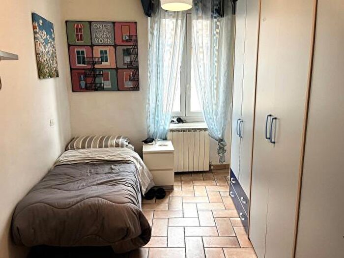 Appartamento quadrilocale in vendita in Via Cesare Battisti, Urbino