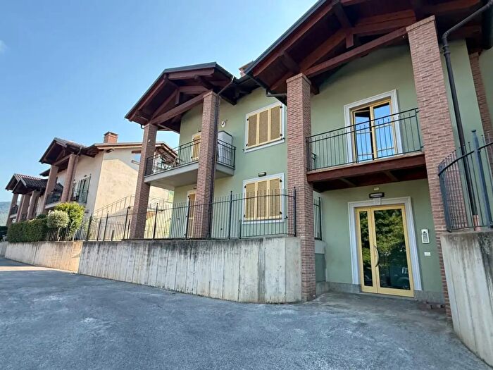 Appartamento quadrilocale in vendita in Strada Pracarbone, Villanova Mondovi