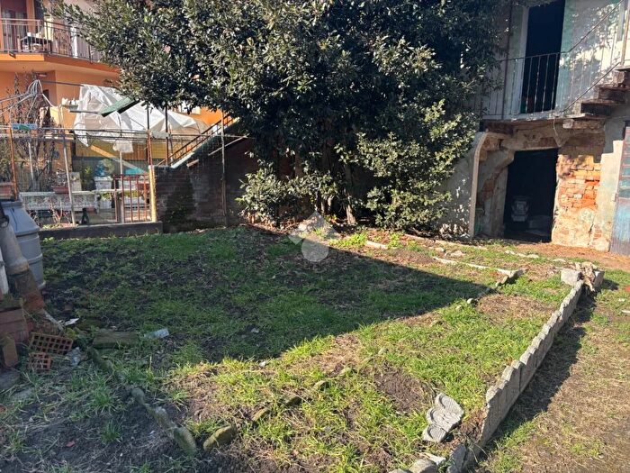 Casa con 5 locali in vendita in Vicolo Bombarra, Santena