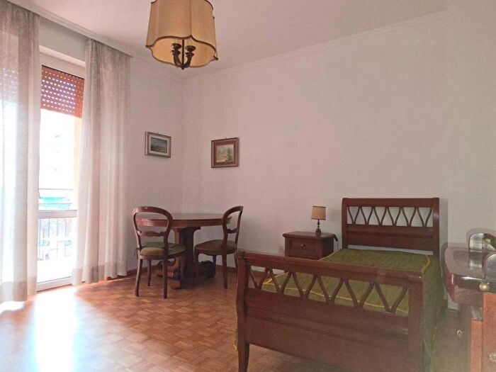Appartamento con 5 locali in affitto in Via Antonio Fogazzaro, Bolghera Ospedale, Trento
