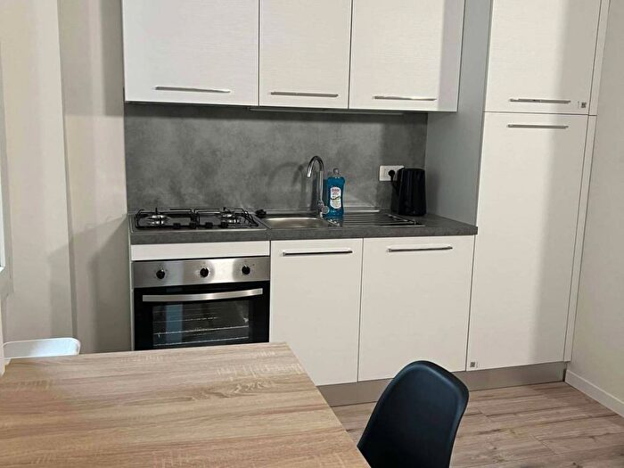 Appartamento in affitto in Via Marco Aurelio, Rovereto, Milano