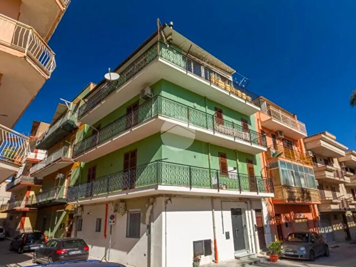 Appartamento trilocale in vendita in Via Toscana, Villabate