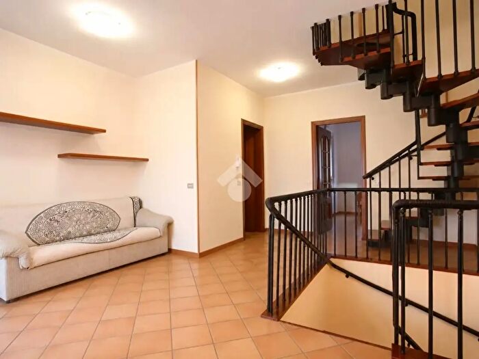 Casa con 5 locali in vendita in Via Fratelli Bastia, Sala Bolognese