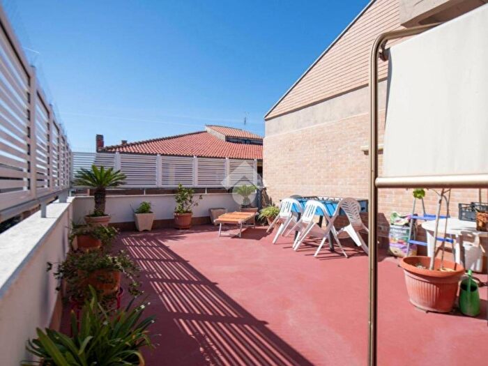 Casa quadrilocale in vendita in Via dei velieri, Ostia Ponente, Roma