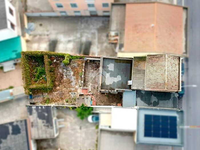 Casa con 6 locali in vendita in Via monserrato, Sestu
