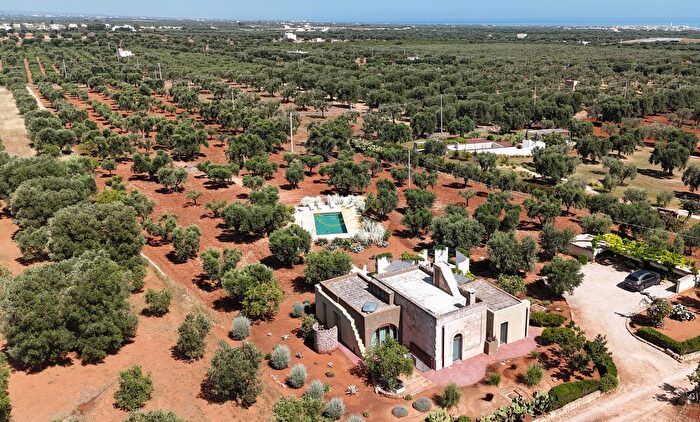 Casa quadrilocale in vendita in Speziale, Fasano