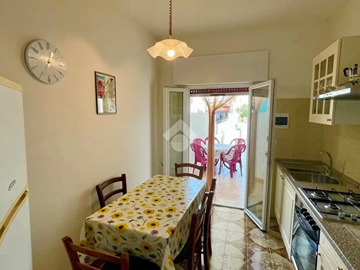 Casa con 6 locali in vendita in Via Pireo, Ugento