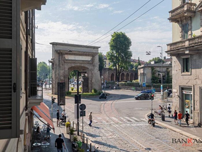 Appartamento bilocale in affitto in Corso di Porta Romana, Quadronno Crocetta, Milano