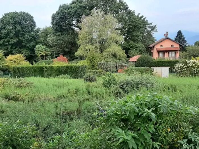 Appartamento bilocale in affitto in Via Prato Chiuso, Laveno Mombello