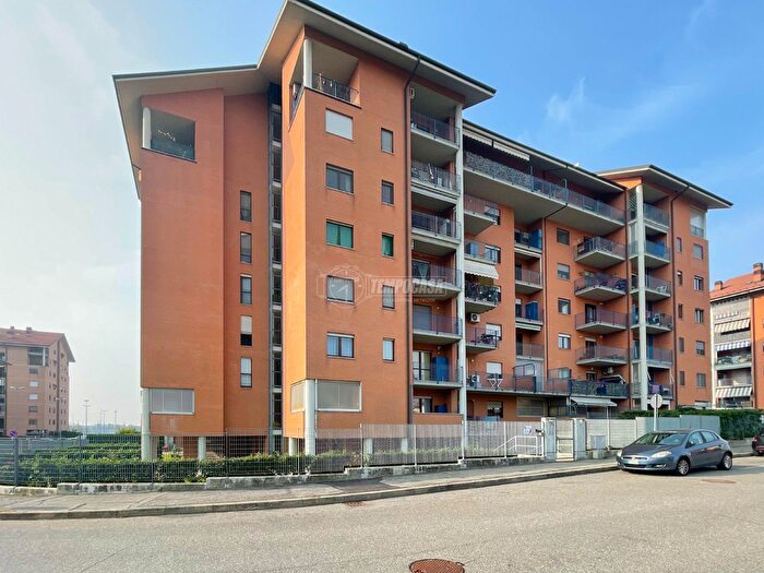 Appartamento quadrilocale in vendita in Via della Conceria, Trofarello