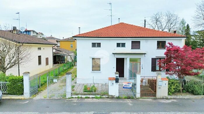 Casa trilocale in vendita in Via Trento, Sorbolo Mezzani